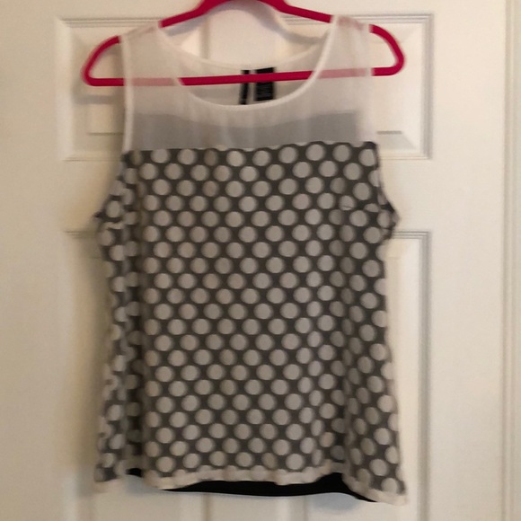 Top - Picture 1 of 1